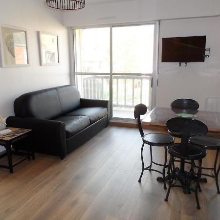 Appartement Confortable 2P Proche Plage Avec Parking Et Internet A Cabourg - Fr-1-487-302 ภายนอก รูปภาพ