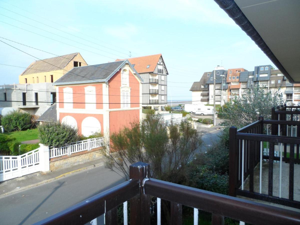 Appartement Confortable 2P Proche Plage Avec Parking Et Internet A Cabourg - Fr-1-487-302 ภายนอก รูปภาพ